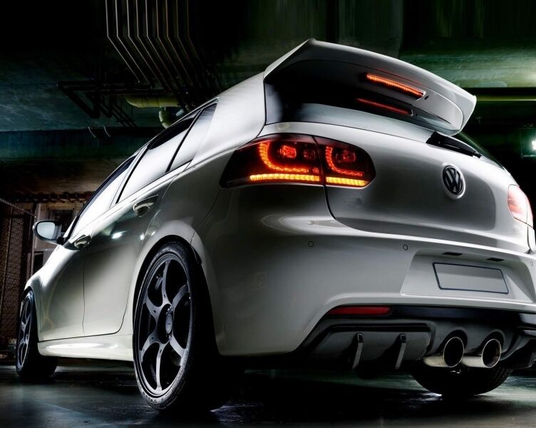 Светодиодные задние фонари VW Golf 6