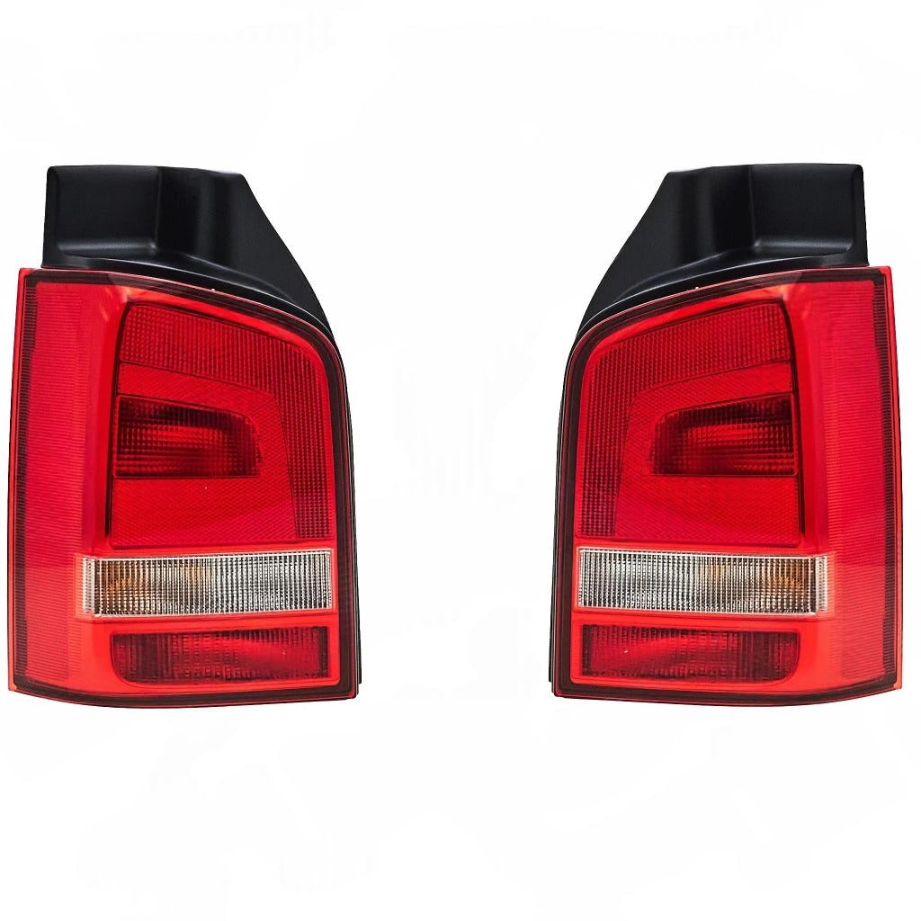 VW T5.1   09 - 15  ( Hella )  galiniai žbintu komplektas