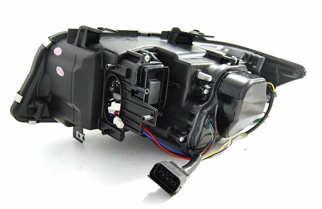 BMW E90 E91 05-08 3D U-LED ксеноновые фары 