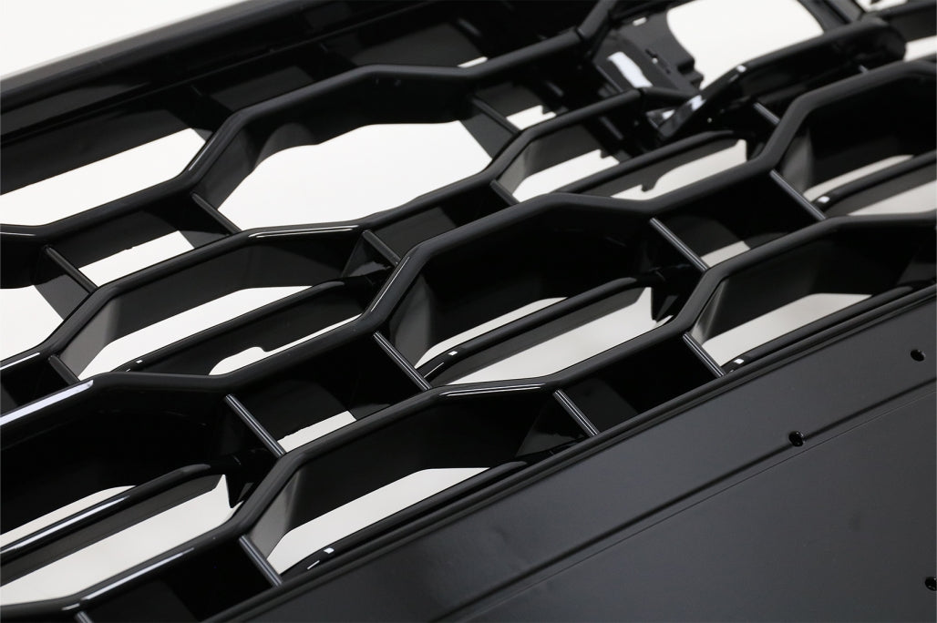 Audi Q8 SUV (18-23) RS-Look komplektas